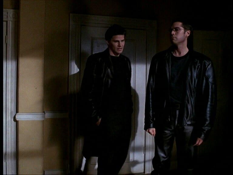 Angel S01E10 Parting Gifts